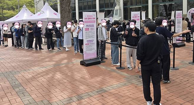 - 행사 동선은 서로 겹치지 않도록 안전하게 배치됐다