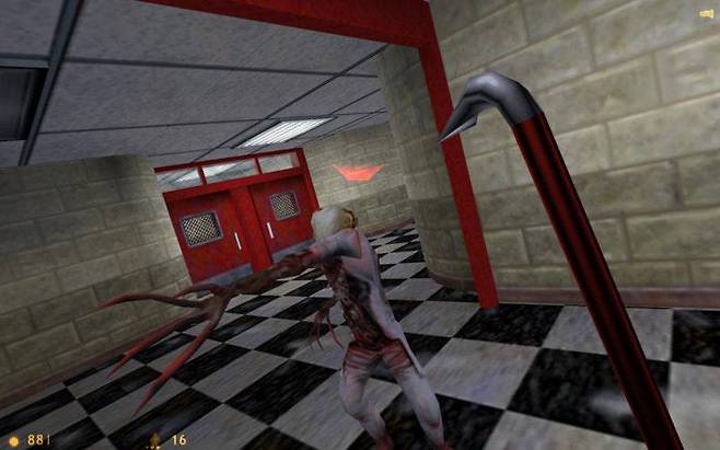 FPS 장르를 한단계 끌어 올린 하프라이프