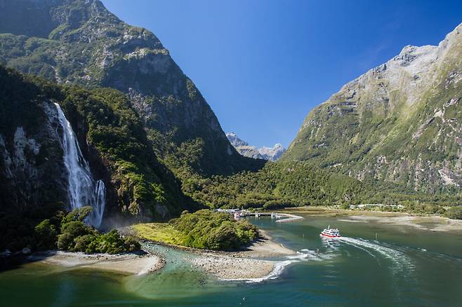 밀포드 사운드(Milford Sound) / 사진 = 뉴질랜드관광청(©Tourism New Zealand)