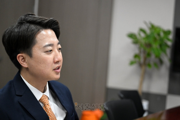선거 청사진을 밝히는 이준석 개혁신당 후보. 2025.4.17 홍윤기 기자