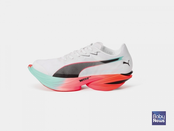 푸마(PUMA)가 브랜드 역사상 가장 빠른 러닝화 '패스트알 나이트로 엘리트 3'(Fast-R NITRO™ Elite 3)를 4월 25일 출시한다.&nbsp;&nbsp;ⓒ푸마(PUMA)