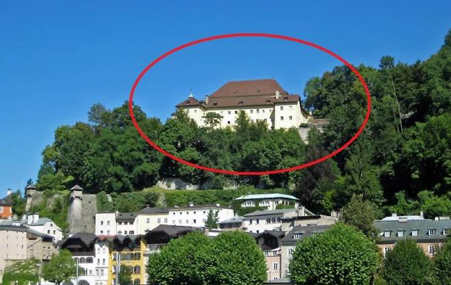 포르셰 회장 소유로 알려진 별장. Salzbourg Tour 홈페이지