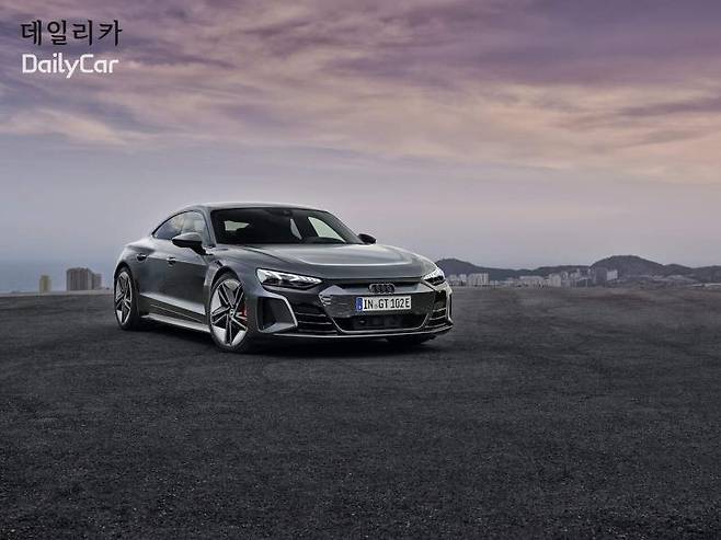 아우디 RS e-트론 GT