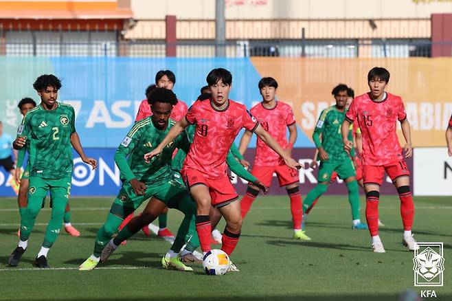 한국 17세 이하 대표팀은 아쉽게 U-17 아시안컵 결승 진출에 실패했다. [사진 KFA]