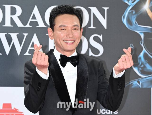 황정민의 건물과 고급 빌라의 시세가 알려져 화제다. / 마이데일리 DB
