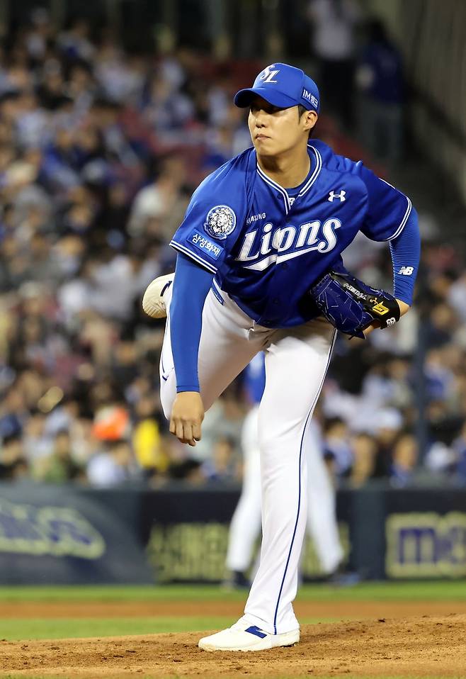 17일 잠실 LG전에 선발 등판한 삼성 원태인. 삼성 라이온즈 제공
