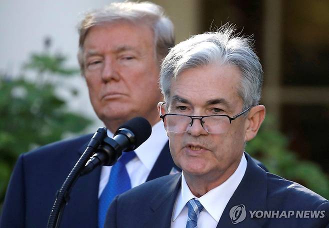 도널드 트럼프 미국 대통령(왼쪽)과 제롬 파월 연방준비제도 의장(오른쪽) [로이터 연합뉴스 자료사진. 재판매 및 DB 금지]