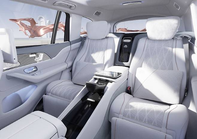‘메르세데스-마이바흐 GLS 600 4MATIC 마누팍투어’(사진=메르세데스-벤츠)
