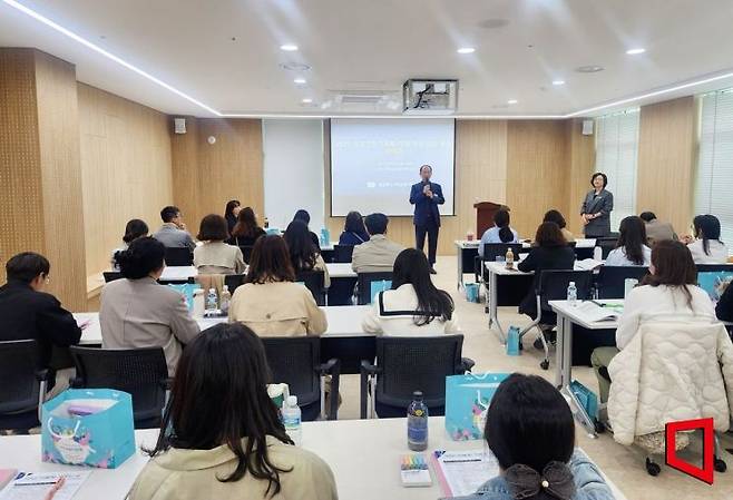 경북 구미교육지원청이 2025 학교생활기록부 기재 교원 역량 강화 연수를 성황리에 개최했다.