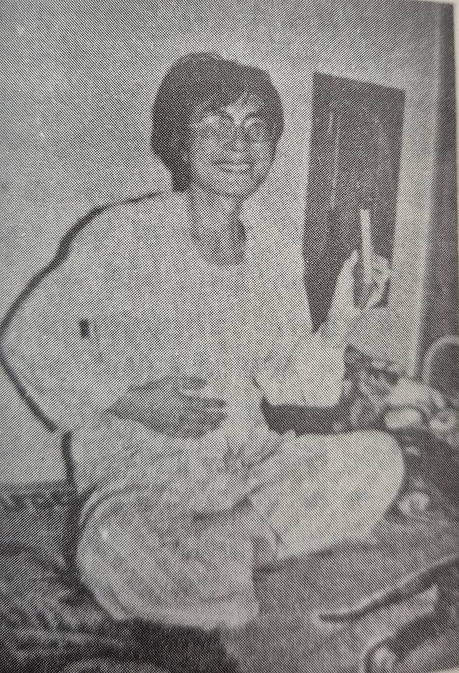 1980년 2월 원자력병원에 입원했을 때. 안종필은 고통 속에서도 예의 눈주름 웃음을 지었다.