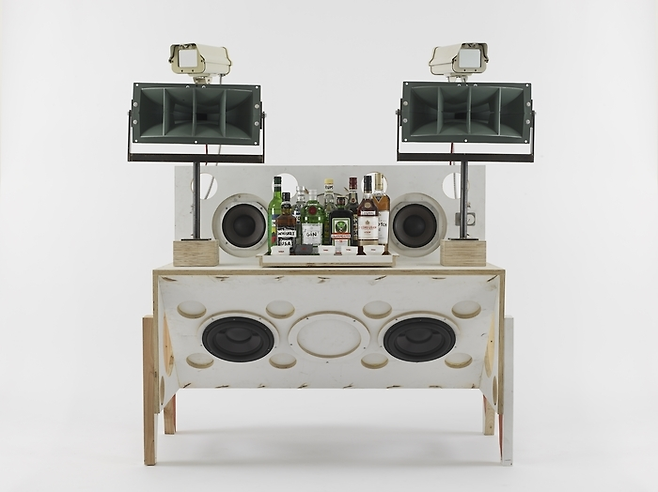 톰 삭스 ‘Model Ninety Three’(2023). 토미오고야마 갤러리