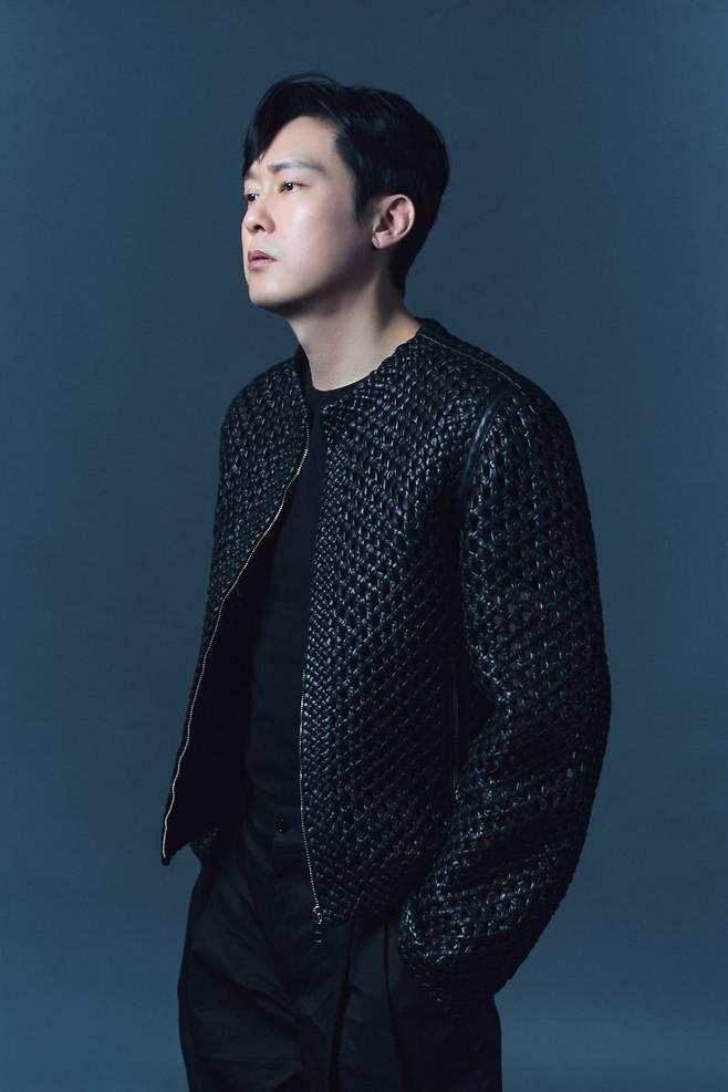 디즈니플러스 오리지널 시리즈 '하이퍼나이프'의 배우 박병은이 14일 진행된 라운드 인터뷰를 위해 포즈를 취하고 있다. '하이퍼나이프'는 과거 촉망받는 천재 의사였던 '세옥'이 자신을 나락으로 떨어뜨린 스승 '덕희'와 재회하며 펼치는 치열한 대립을 그린 메디컬 스릴러다. /사진제공=월트디즈니컴퍼니 코리아 2025.04.14 /사진=이동훈 photoguy@