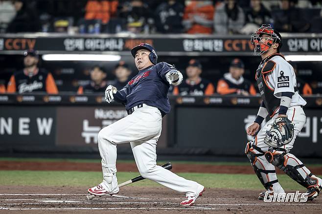 롯데 자이언츠와 한화 이글스가 22일부터 24일까지 부산 사직구장에서 3연전을 펼친다. (롯데 자이언츠 제공)