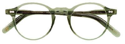 투명한 그린 컬러 프레임이 매력적이다. 45만 원 모스콧.