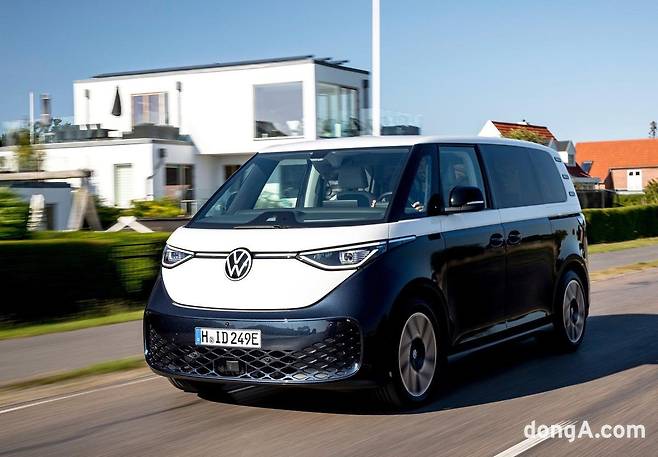 폭스바겐 ID.버즈(2025 세계 올해의 자동차 디자인)