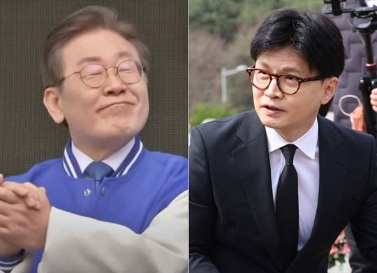 지난 2024년 3월22일 충남 당진에서 제22대 총선 후보 지원유세 중이던 이재명 더불어민주당 대표가 중국·대만의 양안갈등 관련 '집적거리지 말고 셰셰 하면 된다'는 취지의 발언을 하며 손을 모으고 있다(왼쪽). 한동훈 국민의힘 전 대표가 지난 3월25일 천안함 피격 사건 15주기를 계기로 국립대전현충원을 찾아 천안함 46용사를 비롯한 서해수호 용사들의 묘역을 참배하고 있다(오른쪽).<JTBC 방송 갈무리·연합뉴스 사진 갈무리>