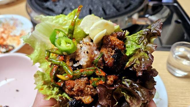 20250420_211939.jpg 집에서 돼지갈비집 느낌을 내고 싶을땐?