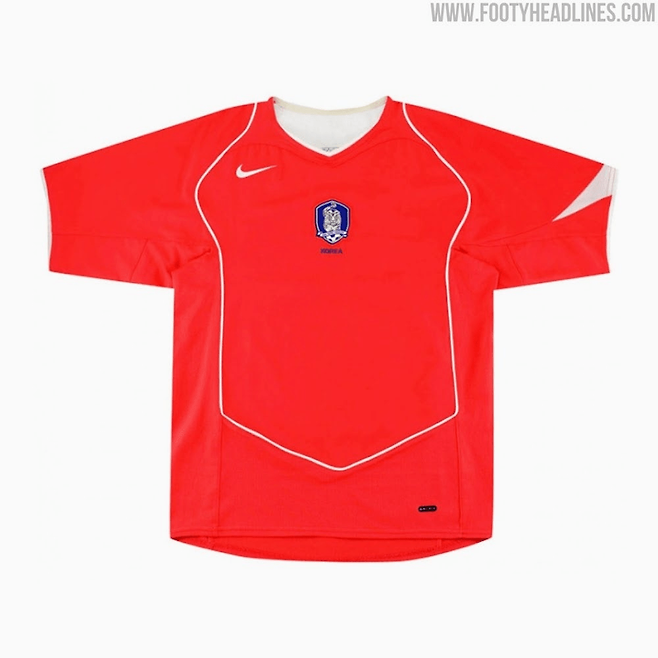 image.png 대한민국 KFA 2004 홈, 어웨이킷 출시예정