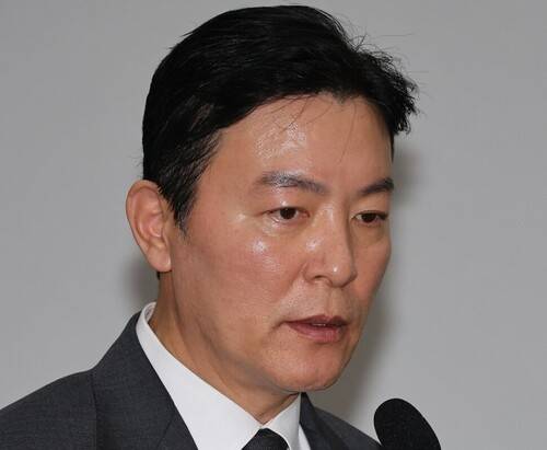 지난 1월22일 국회에서 열린 ‘윤석열 정부의 비상계엄 선포를 통한 내란 혐의 진상규명 국정조사 특별위원회’ 1차 청문회에 출석한 김성훈 차장. 연합뉴스