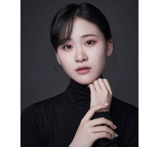 김다현을 온라인상에서 비방한 50대 남성에게 징역형 집행유예가 선고됐다. 엔트로엔터테인먼트 제공