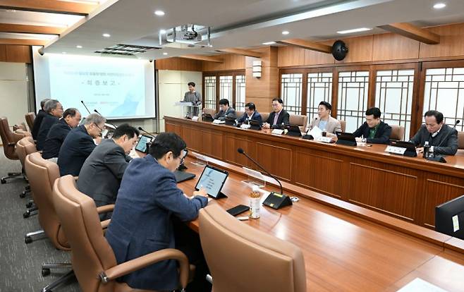 의정부시 철도망 효율화 방안 사전타당성 용역 최종 보고회 모습. /사진제공=의정부시