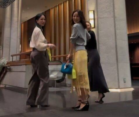 엄정화, 이효리, 화사./소셜미디어