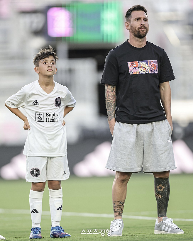 메시와 그의 큰 아들 티아고. ESPN SNS