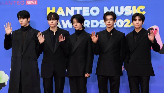 투모로우바이투게더. 스포츠조선DB