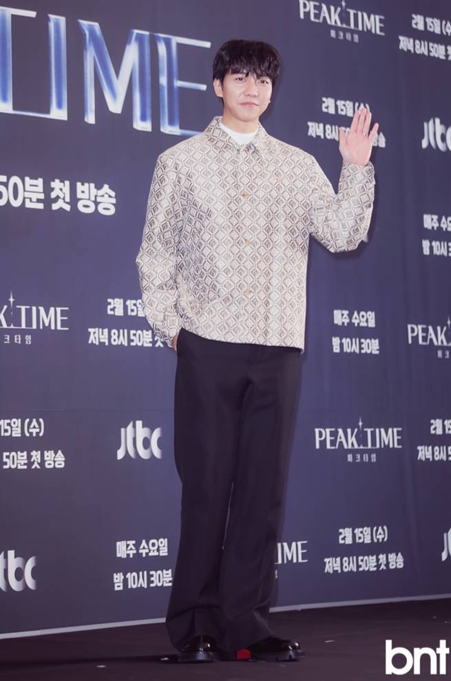 [단독] 이승기, 5월 컴백곡은 이별 후 ‘그리움’ 담은 발라드 ©bnt뉴스