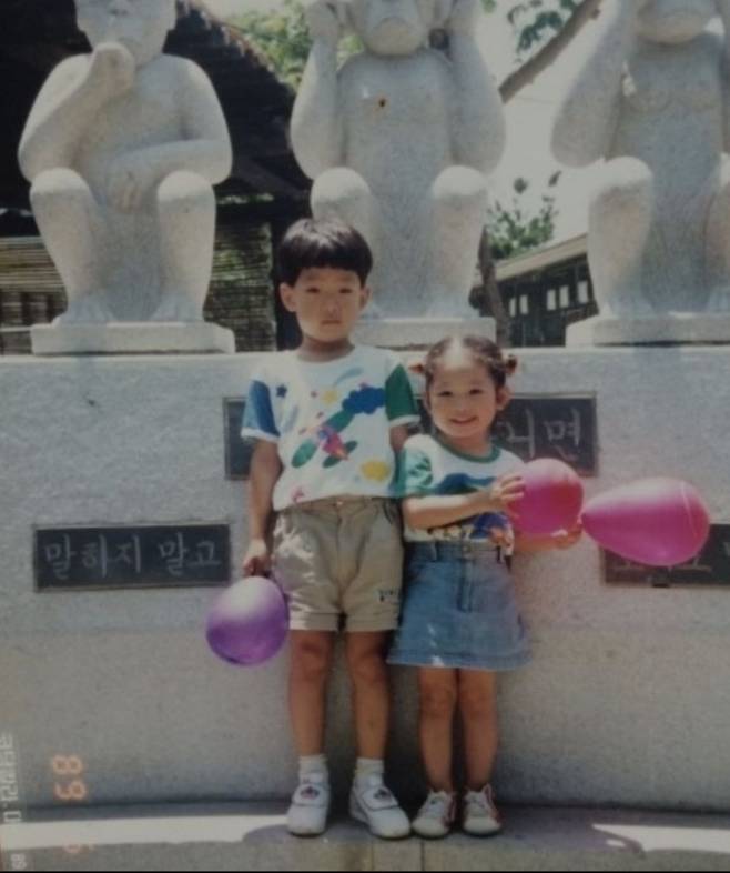 침착맨과 통닭천사 어린시절 사진.jpg