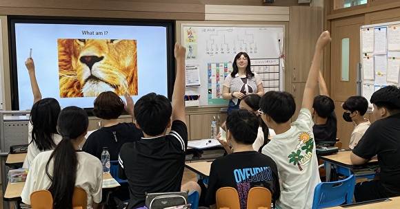 원어민교사 수업 모습. [사진=충북교육청]