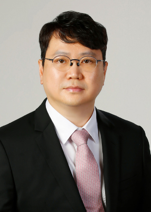곽동신 한미반도체 회장 [사진=한미반도체]