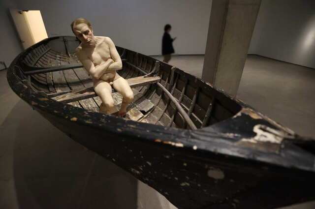 ‘배에 탄 남자’. 연합뉴스