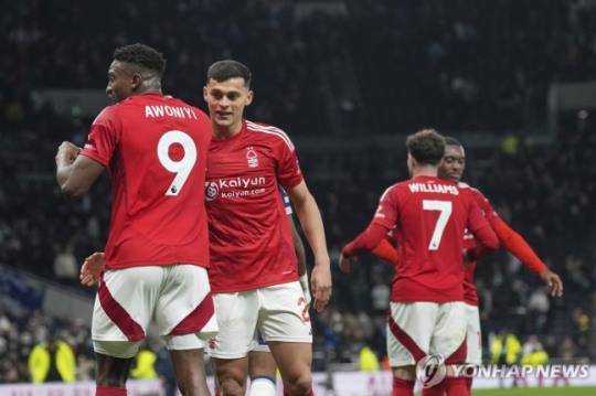 노팅엄 포리스트 선수들