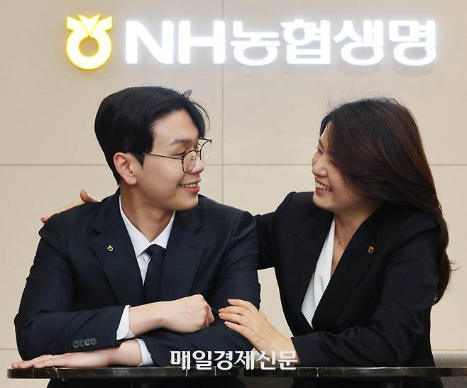 NH 농협생명 보험왕 모자. 이충우기자