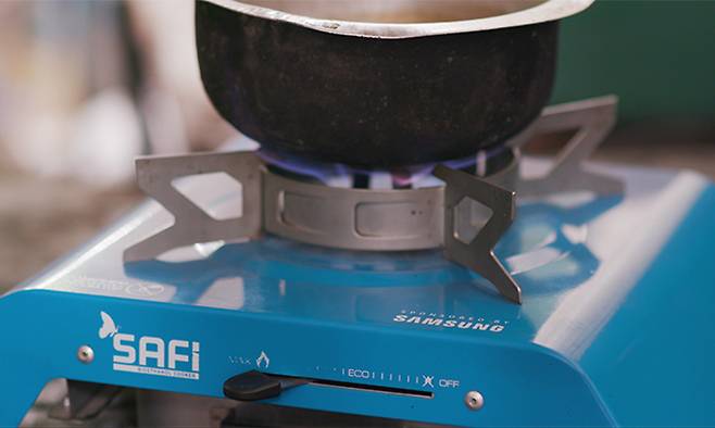 삼성전자가 케냐에 지원한 쿡스토브. 삼성전자 제공