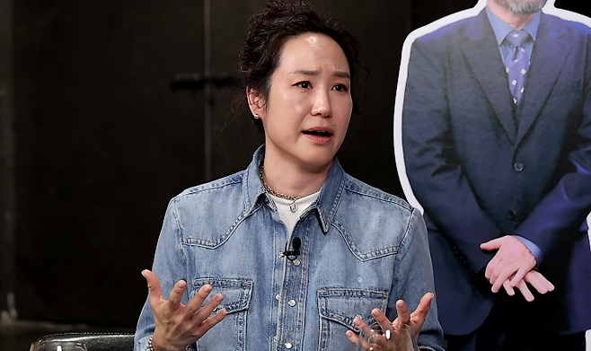 강주은이 남편인 최민수에게 용돈을 주게 된 계기를 밝혔다. 유튜브 채널 ‘짠한형 신동엽’ 캡처