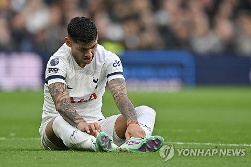 로메로가 22일(한국시간) 아르헨티나 기자 가스톤 에둘과의 인터뷰에서 다음에 뛰고 싶은 리그로 최근 이적설이 불거진 스페인 라리가를 언급했다. 연합뉴스
