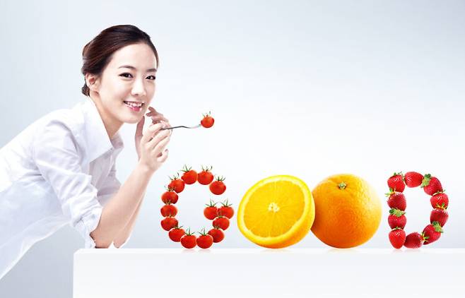 딸기, 오렌지 등 비타민C가 풍부한 과일은 봄철 계절 변화에 의해 나타나는 피로감, 무기력증을 퇴치하는 데 도움이 된다. [사진=클립아트코리아]
