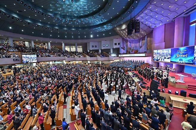한국교회총연합이 주최한 ‘한국기독교 140주년 기념대회’가 23일 서울 여의도순복음교회에서 열리고 있다. 한교총 제공