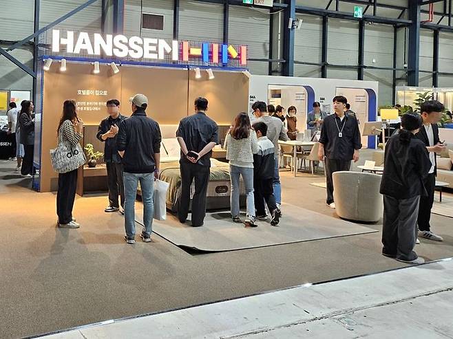 [서울=뉴시스]한샘, 서초 '메이플자이' 입주민 대상 특별 이벤트 진행.(사진=한샘 제공) 2025.04.23. photo@newsis.com *재판매 및 DB 금지