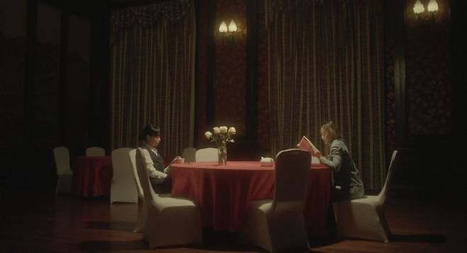 무니페리, 〈EL〉, 2025, 단채널 영상, 컬러, 사운드, 34분 *재판매 및 DB 금지