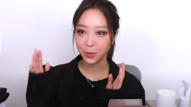 쯔양, 확 달라진 비주얼... “먹방 外 콘텐츠 해보고 파”(출처: 유튜브 '쯔양밖정원')