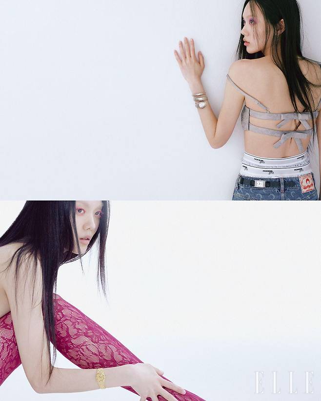 백 리본 장식의 톱은 가격 미정, Markgong. 데님 스커트는 가격 미정, Marine Serre. 브리프는 에디터 소장품. 스타킹은 에디터 소장품.