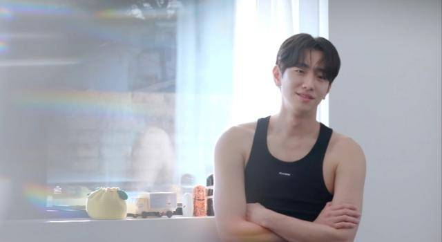 배우 남윤수가 평창동으로 이사한 새 집을 공개한다. KBS2 제공