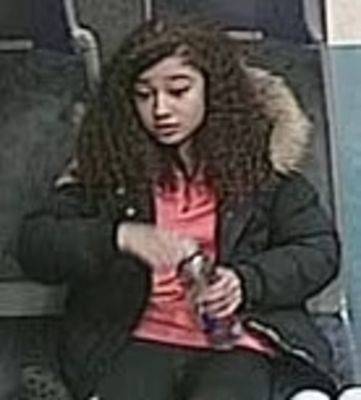 [서울=뉴시스]영국 경찰은 기차서 노인을 폭행한 10대 소녀 세 명을 공개수배했다. (사진 = 데일리메일 캡처) *재판매 및 DB 금지