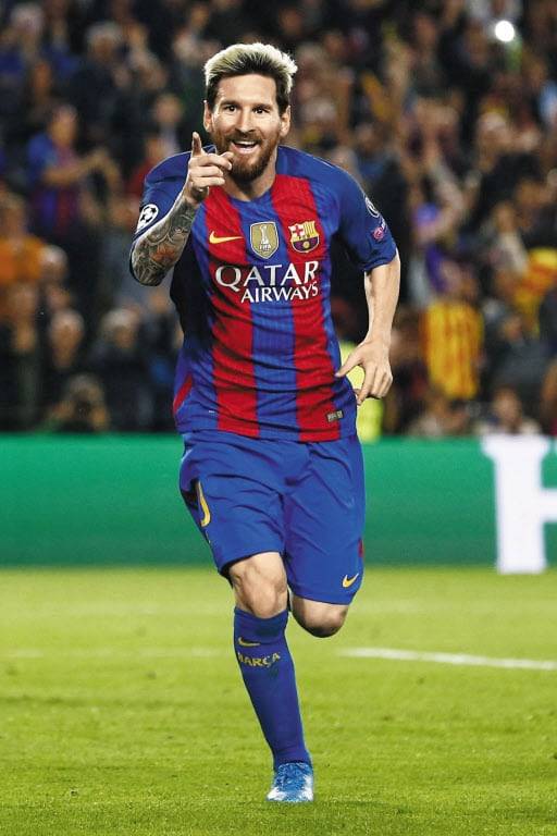 매일 5억원 번 메시에 축구팬 시끌... “바르셀로나 망쳤다” vs “돈값했다”