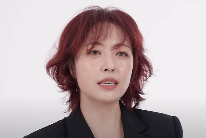 베이비복스 심은진. 유튜브 채널 '코스모폴리탄 코리아' 캡처.