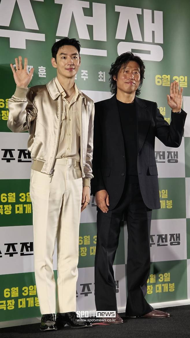 ▲ 이제훈 유해진. ⓒ스포티비뉴스DB