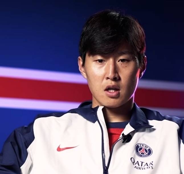 ▲ 이강인이 낭트전 오른쪽 측면 공격수로 나서 전반 33분 비티냐의 하프 발리슈팅 결승골에 도움을 해냈다. ⓒ 파리 생제르맹